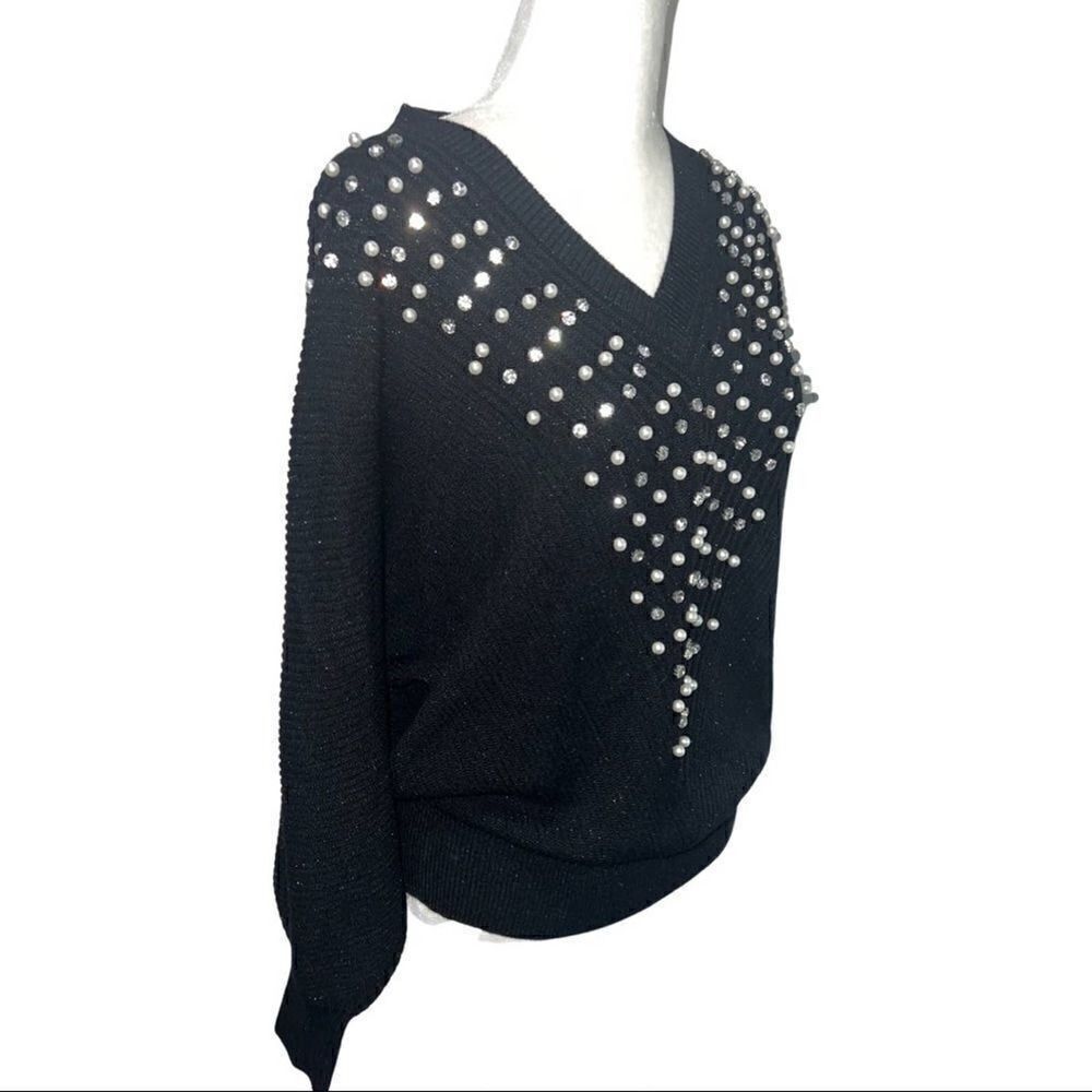 New york and company bedazzled front sweater size M - Picture 2 of 10